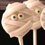 Mummy Oreo Pops!