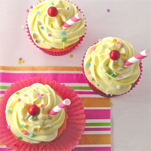 Strawberry Lemonade Cupcakes !!!!