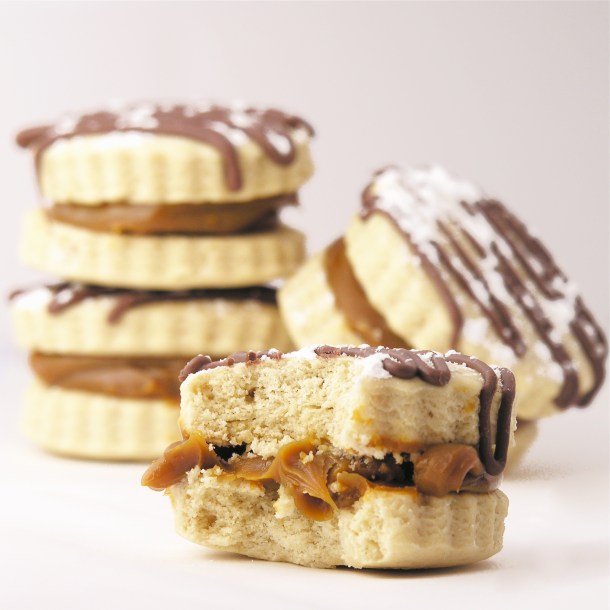 Alfajores (Peruvian caramel cookie)!
