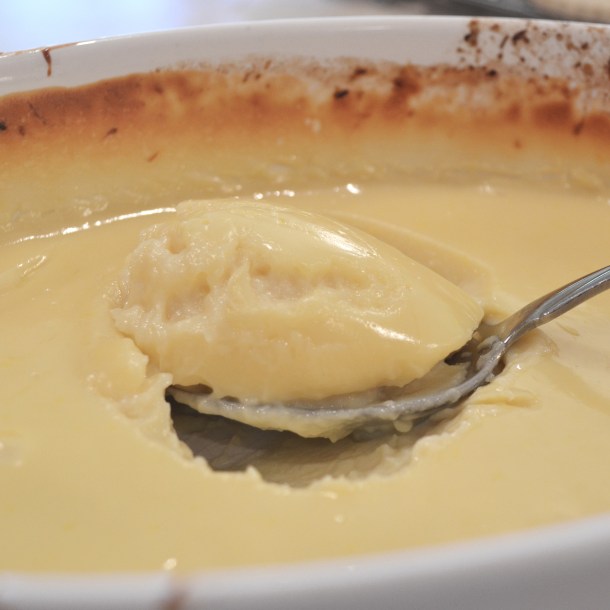 Spoon Key Lime Filling into a zip top bag!