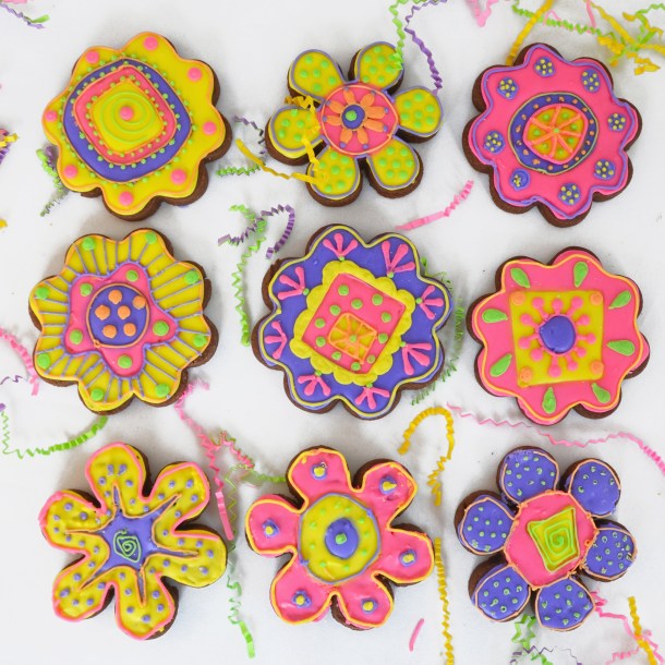 Cut out cookies with Royal Icing!