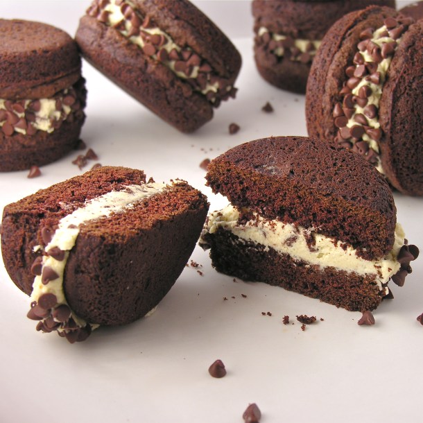 Cookie Dough Whoopie Pie!