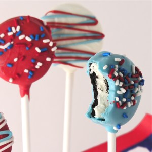 Patriotic Oreo Pops- yum!!!