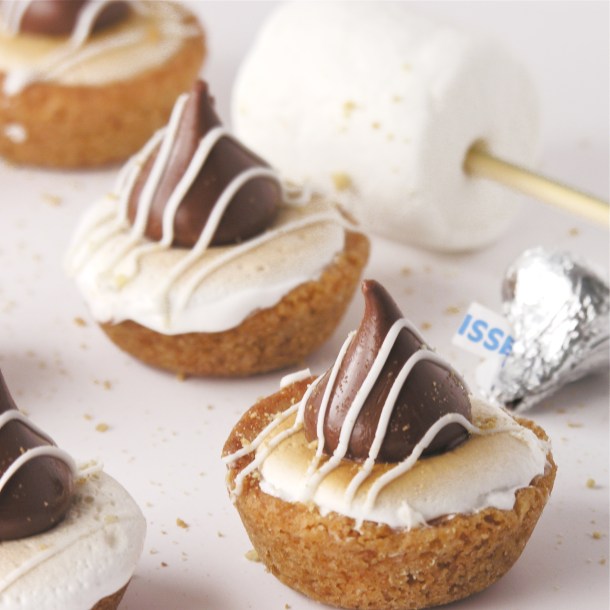 S'mores cookie cups!