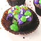 Radioactive Cupcakes filled with SLIME!