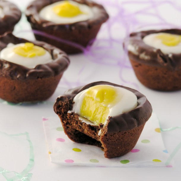 Cadbury Egg Cookie Cups!!!!