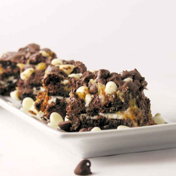 Caramel Oreo Brownie Bars!