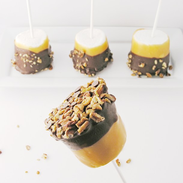 Caramel Pecan Marshmallow Pops!