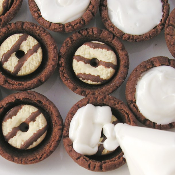 Fudge Stripe Cookie Cups!