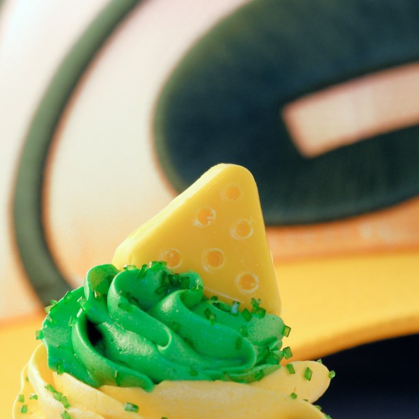 Cheesehead Cupcakes!!!!!