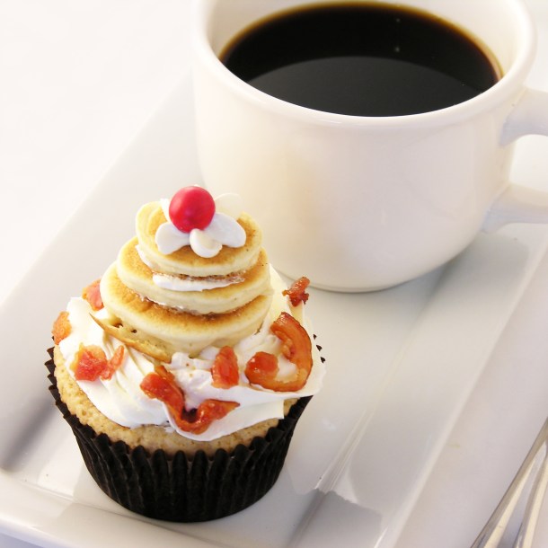 Pancake cupcakes with coffee