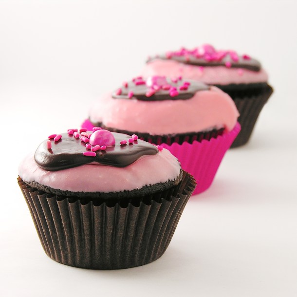 Chocolate Covered Strawberry Cupcake2