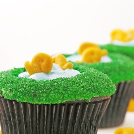 Fish Pond Cupcakes10