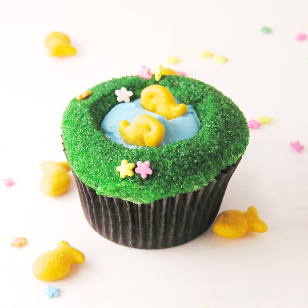 Fish Pond Cupcakes