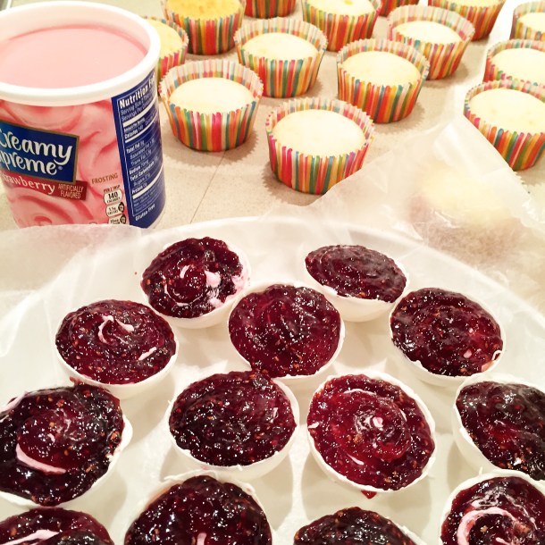 Berry Bomb Cupcakes5