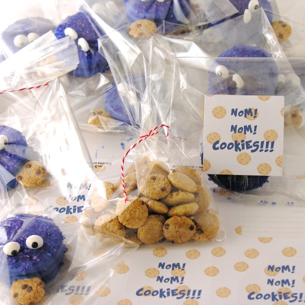 Cookie Monster Oreos11