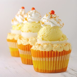 Orange Creamsicle Cupcake
