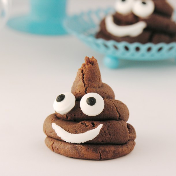 Emoji Poo Cookies!