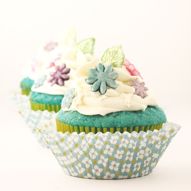 winter-garden cupcake