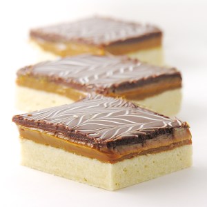 caramel shortbread bars