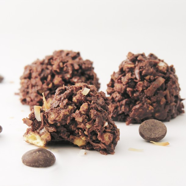 dark-chocolate-almond-bites3