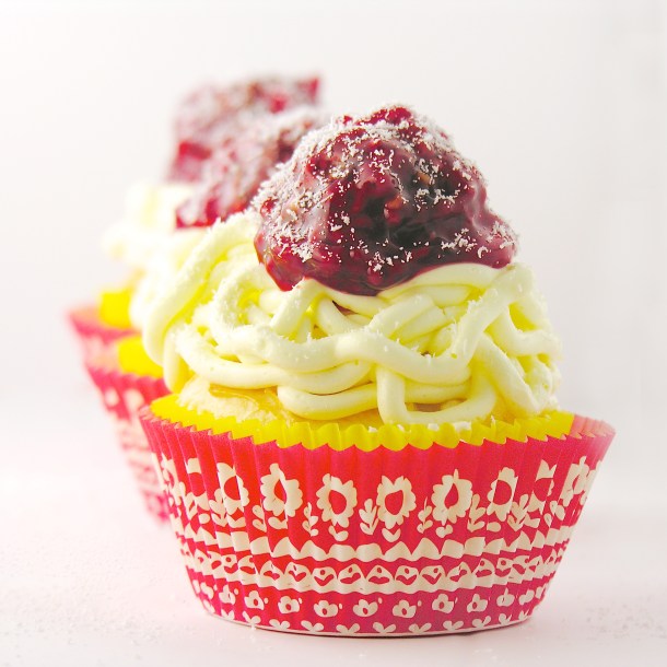 spagetti-and-meatballs-cucpakes1